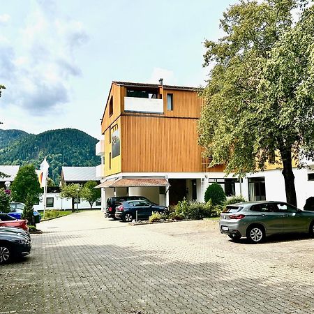 Alpenoase Schliersee - Grosse Suite Mit Sauna Oder Gemuetliche Studio Appartements ภายนอก รูปภาพ
