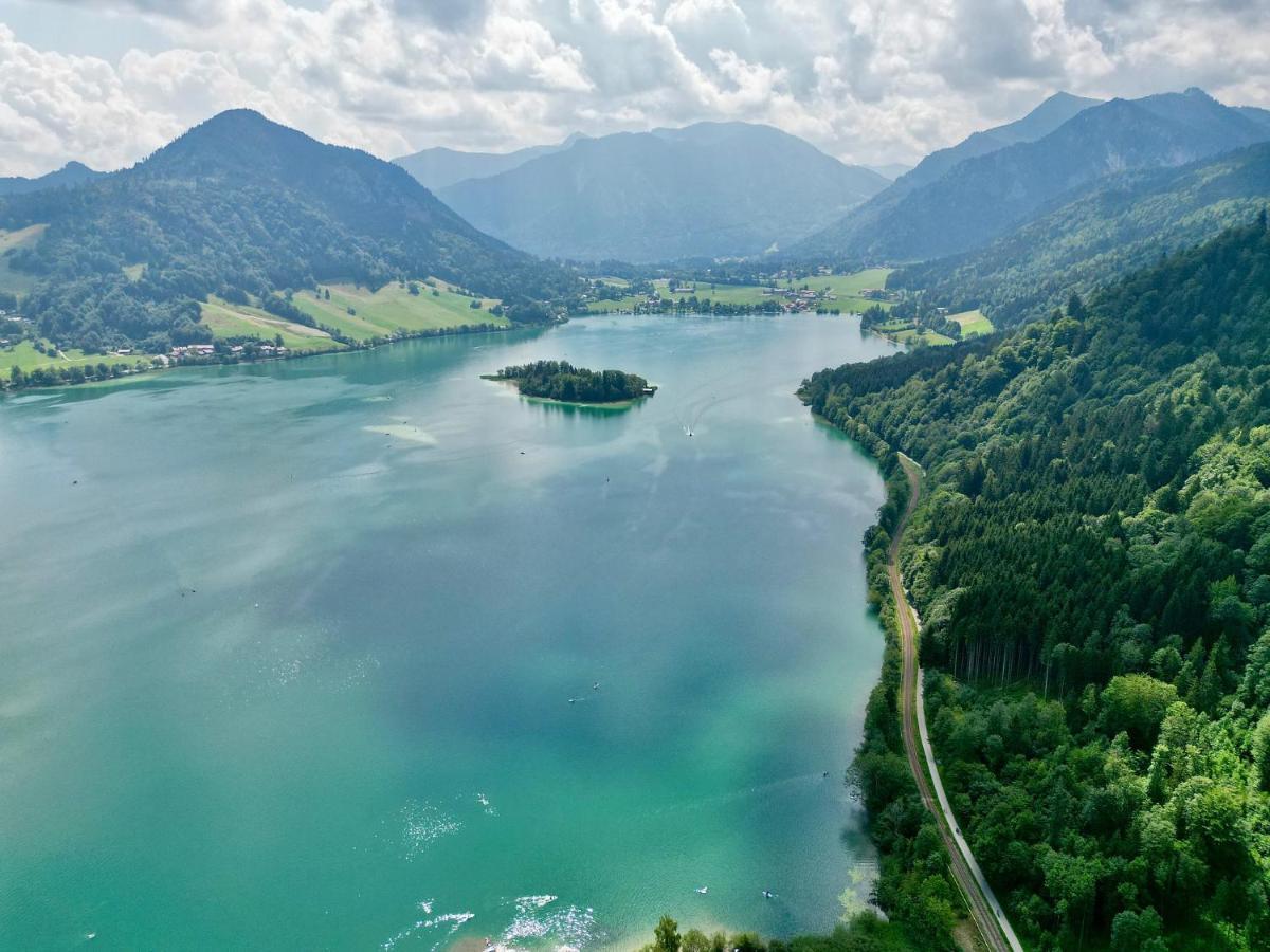 Alpenoase Schliersee - Grosse Suite Mit Sauna Oder Gemuetliche Studio Appartements ภายนอก รูปภาพ