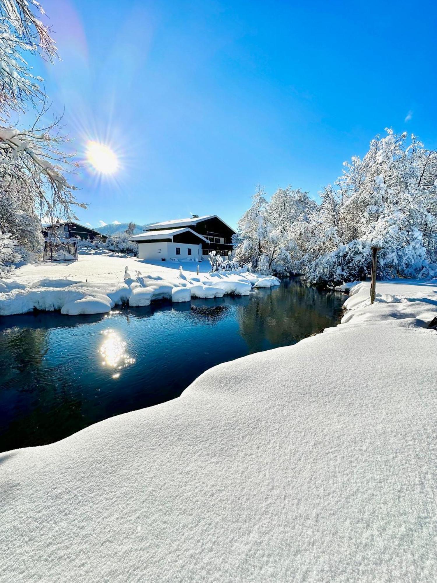 Alpenoase Schliersee - Grosse Suite Mit Sauna Oder Gemuetliche Studio Appartements ภายนอก รูปภาพ